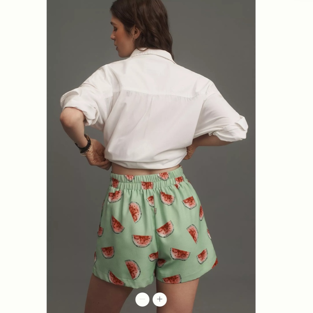 Anthropologie Hutch Printed Pleated Shorts - Picture 4 of 4